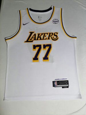Maillot Doncic 77 Los Angeles Lakers 2025 Blanc