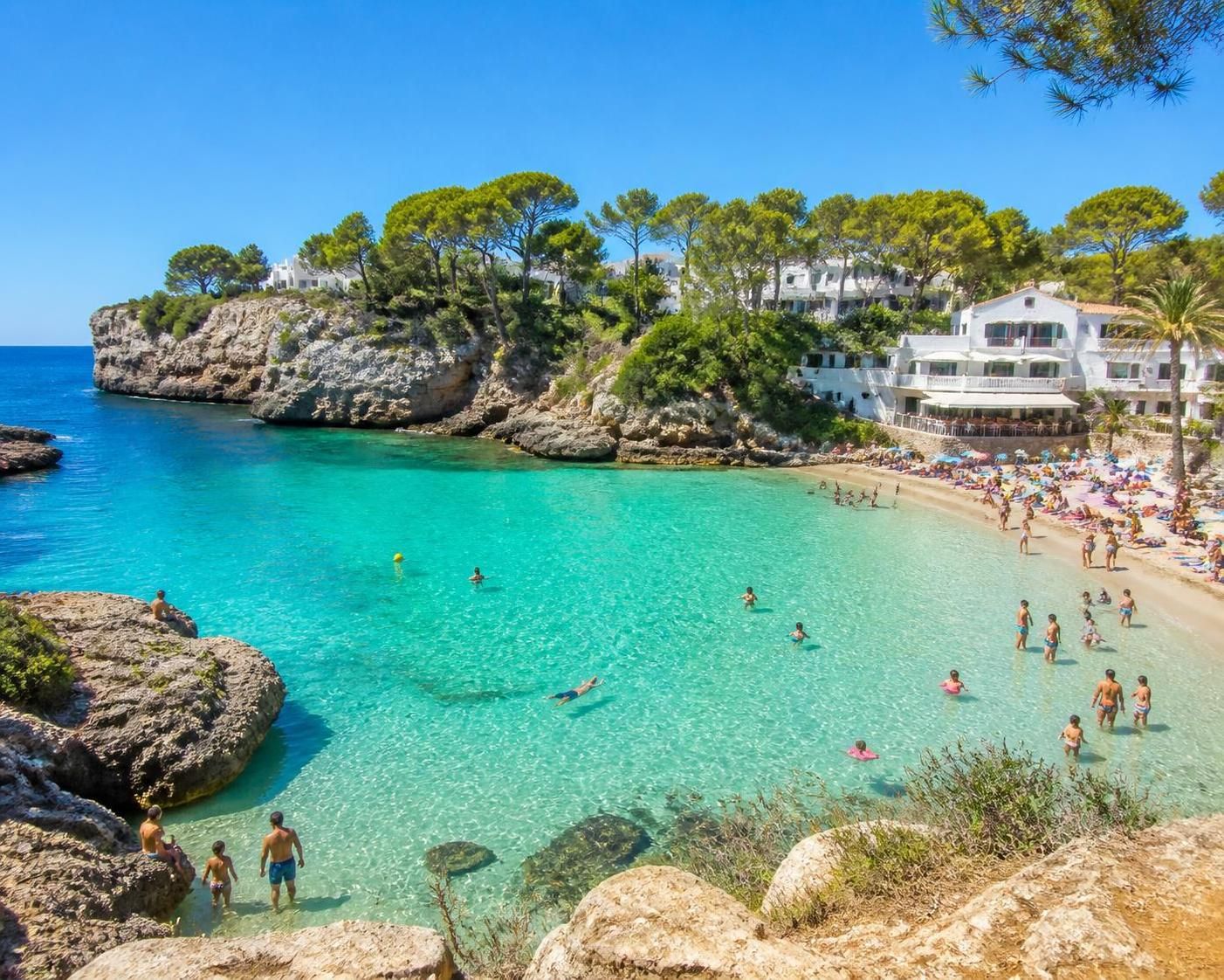 découvrez les activités incontournables à cala d'or pour toute la famille : plages, balades, loisirs et aventures pour petits et grands.